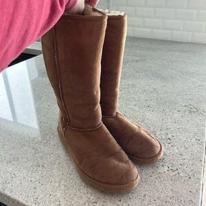 Classic Tall Women's UGG Boots